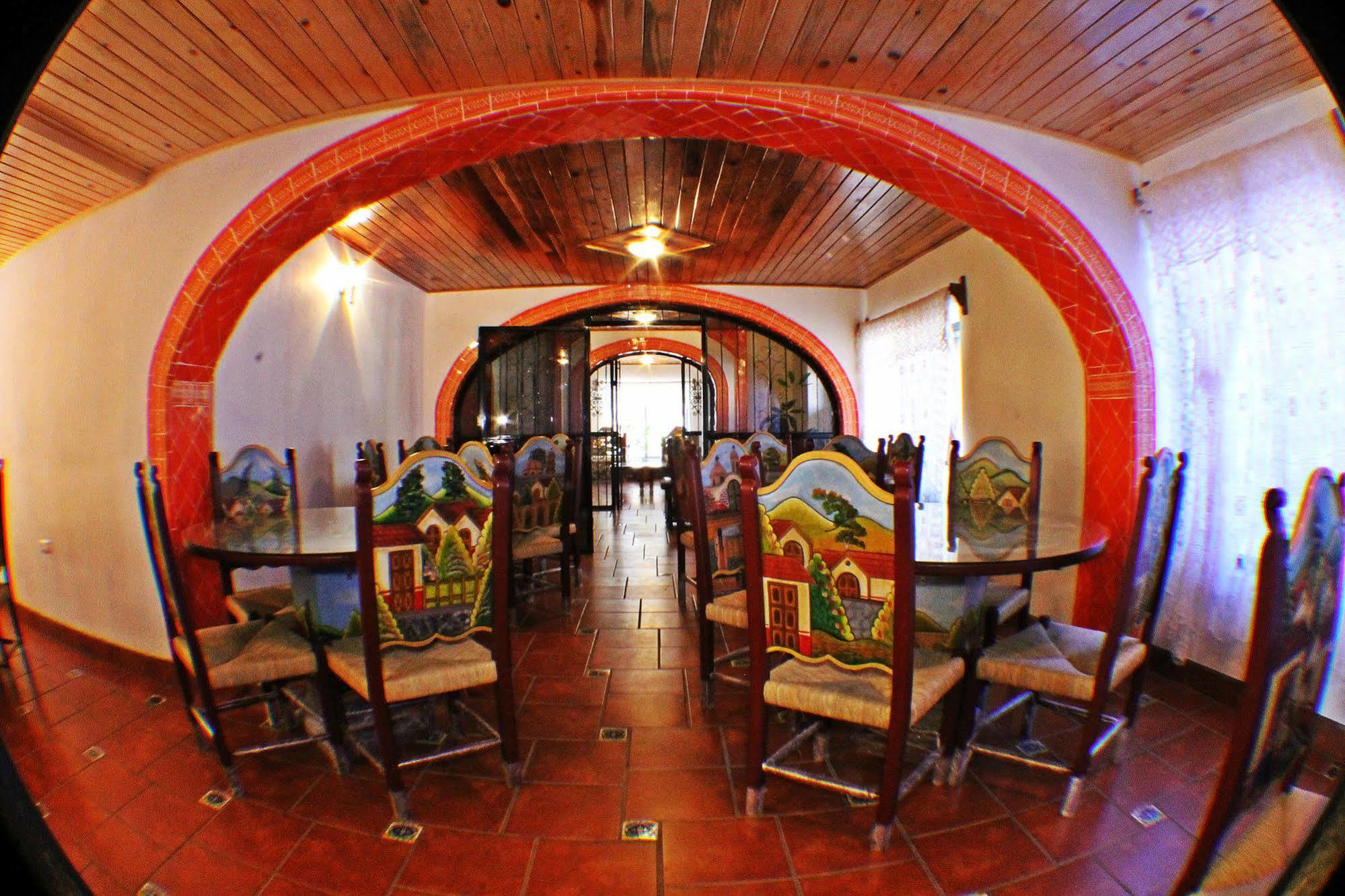 Casa Margarita'S Hotel Creel Kültér fotó